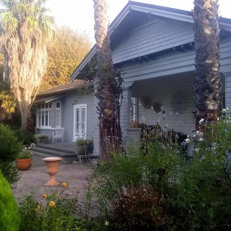 Irongate Retreat Bed & Breakfast Hastings Exterior photo