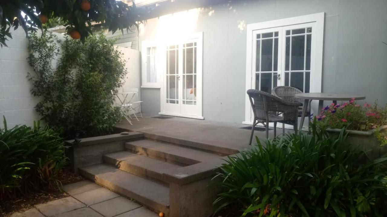 Irongate Retreat Bed & Breakfast Hastings Exterior photo