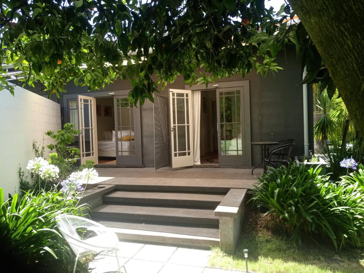Irongate Retreat Bed & Breakfast Hastings Exterior photo